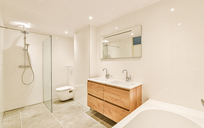 Budget-Friendly Bathroom Renovation Tips: Upgrade Without Breaking the Bank